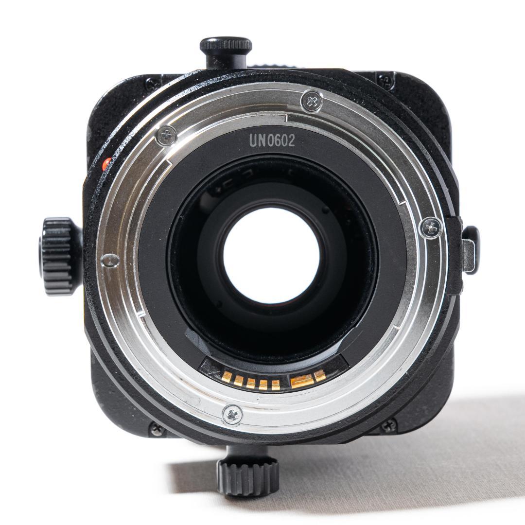 キヤノン Canon TS-E 24mm f3.5 シフトレンズ