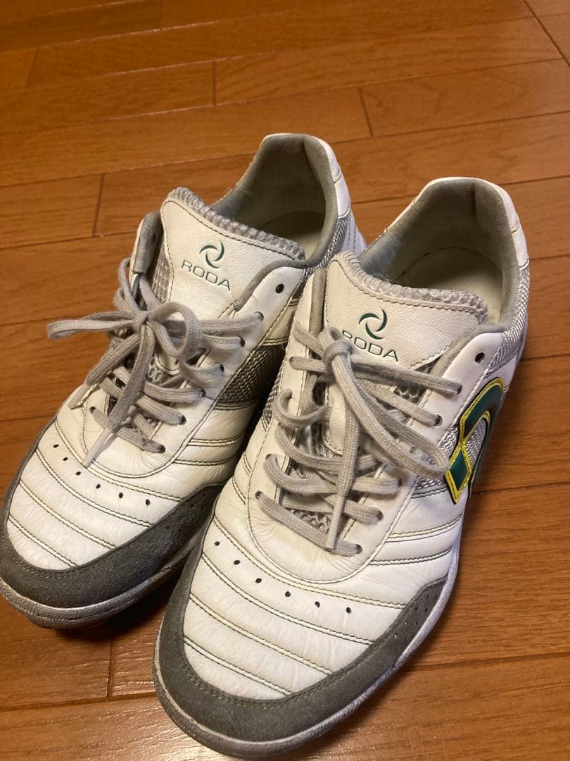 Desporte × RODA フットサルシューズ