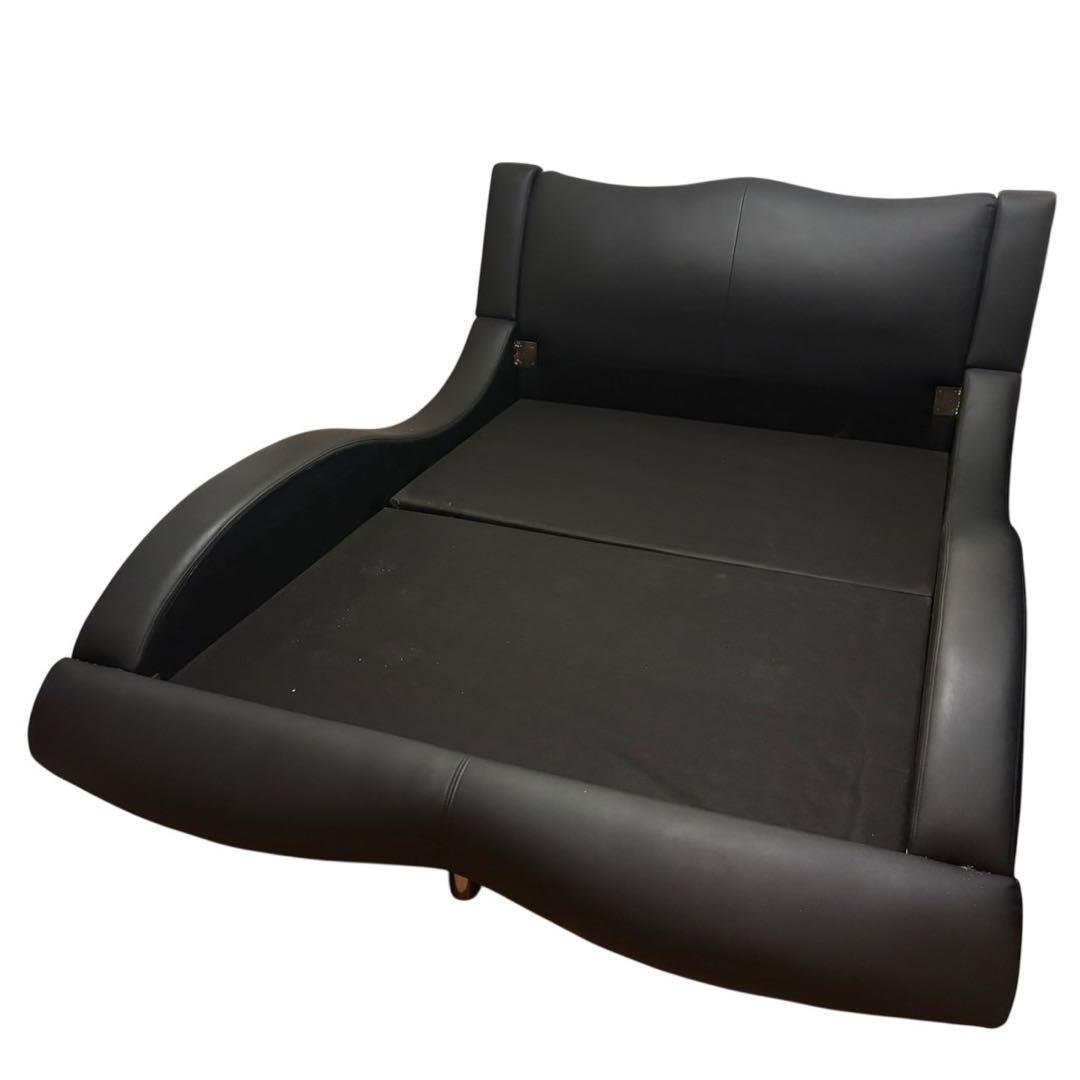 限定配送 ワイド ダブルベッド フレーム レザー 高級感 モダンブラック 羽 F