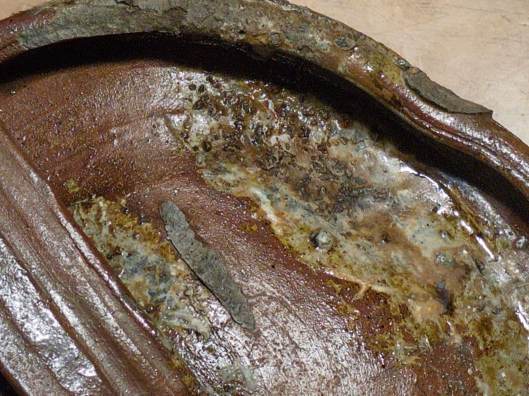 古備前 「ヒョウゲたる手付鉢 」 〔オブジェ〕