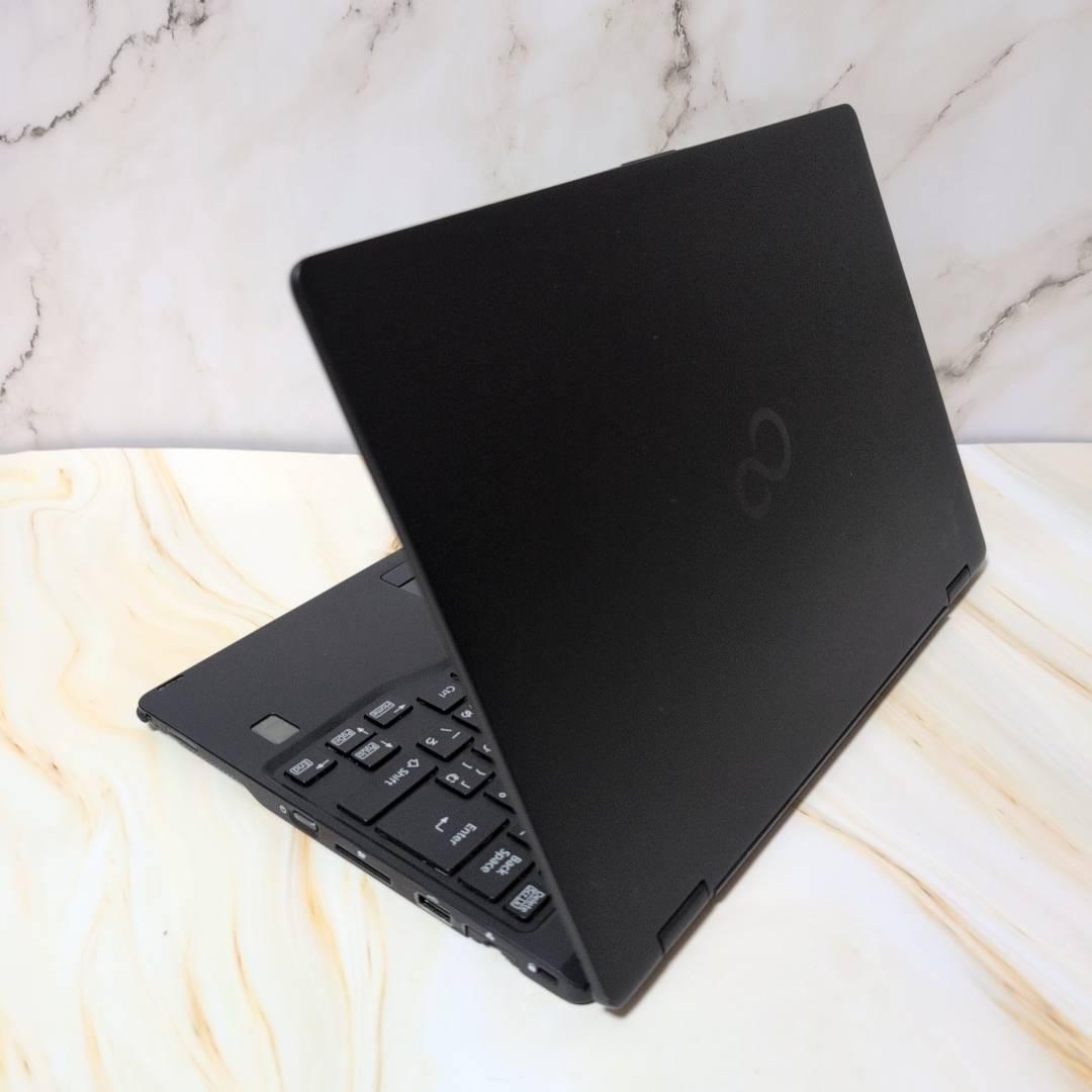 富士通／U9310XD／8GB／256GB／Win11／office2021
