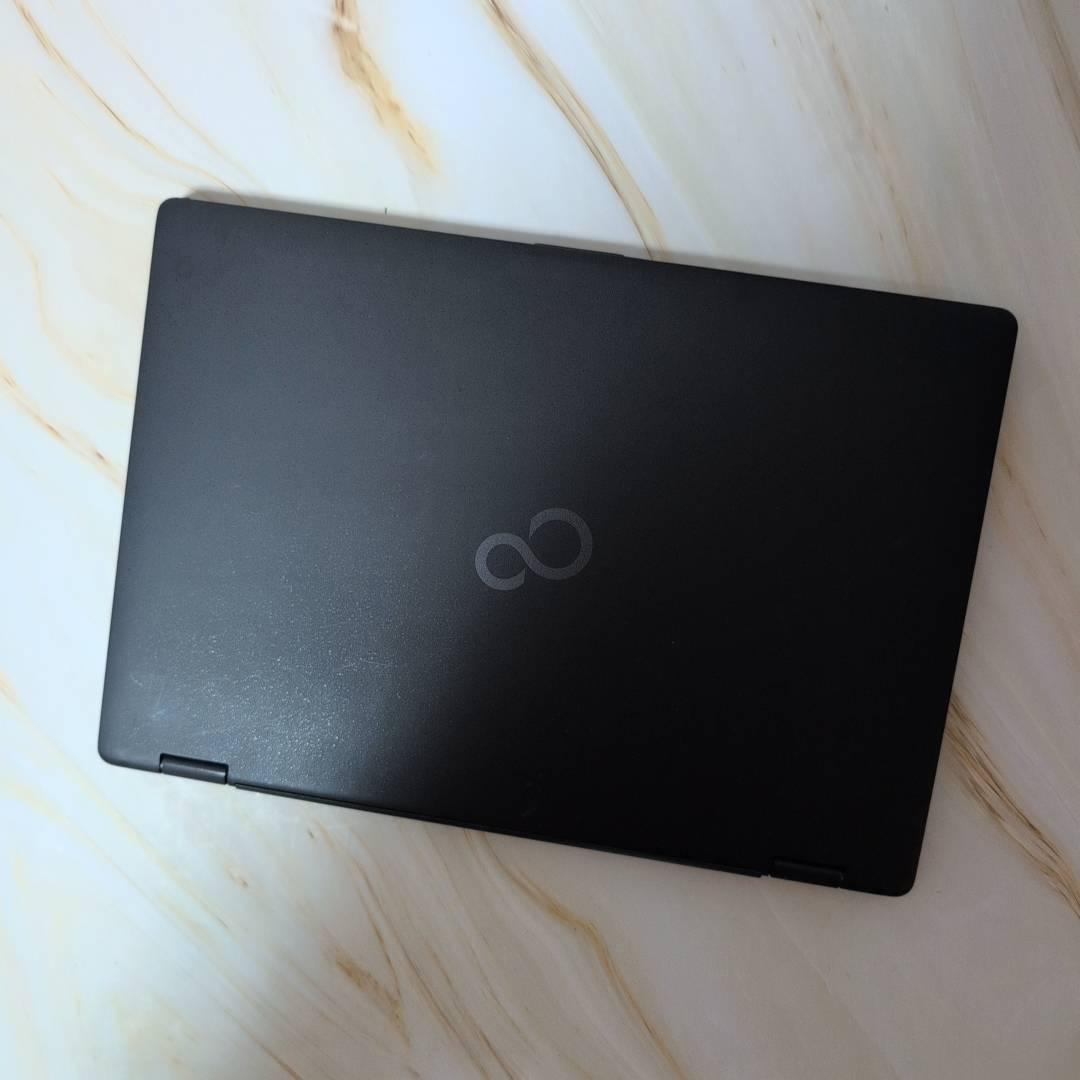 富士通／U9310XD／8GB／256GB／Win11／office2021