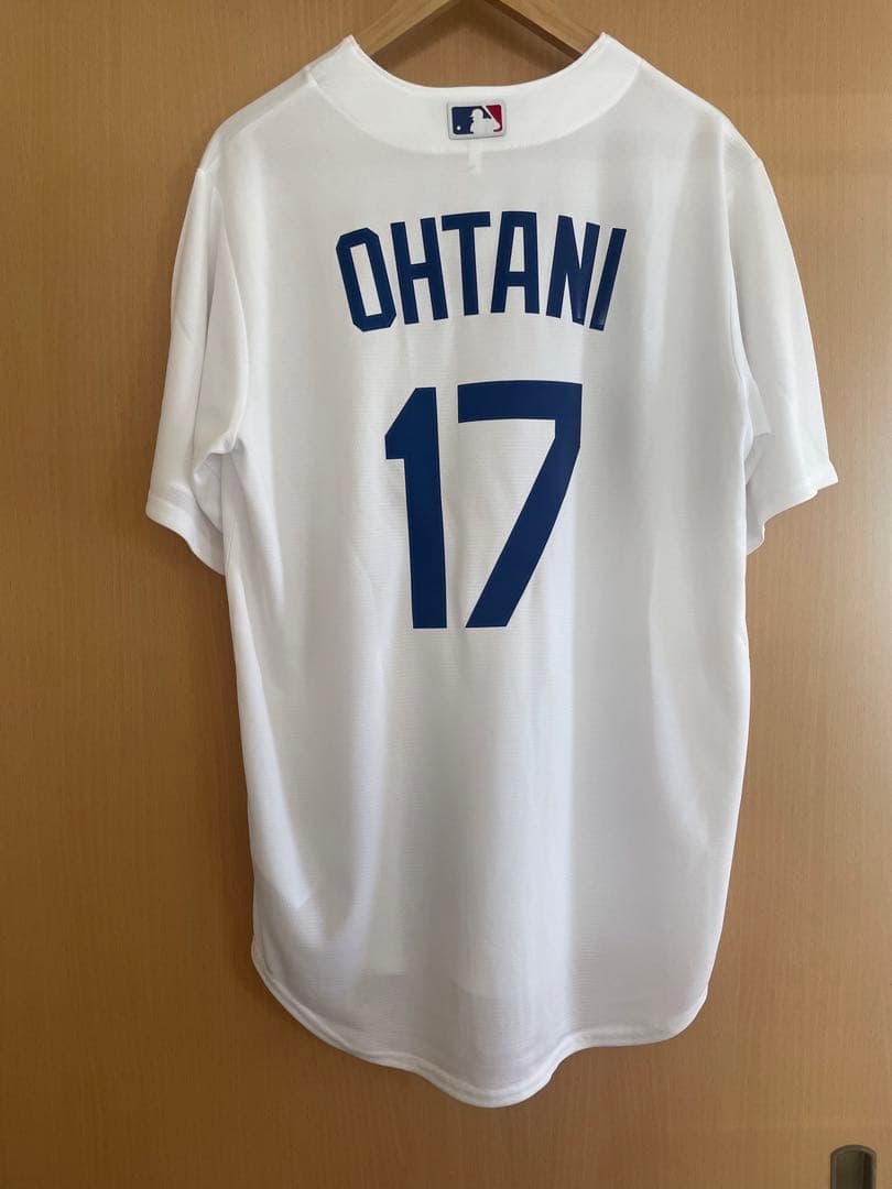 ★現地購入ペナント付き！ドジャース大谷翔平選手公式ユニフォーム Lサイズ
