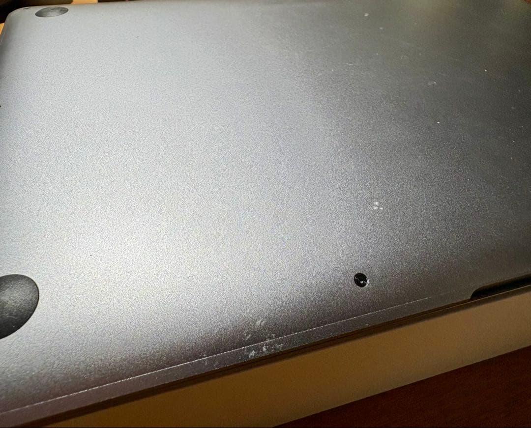 MacBook Air:M1/13インチ、8GB RAM、256GB