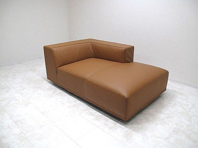 展示品 アイラーセン「ベースライン」本革カウチソファ　　シェーズロング　約50万