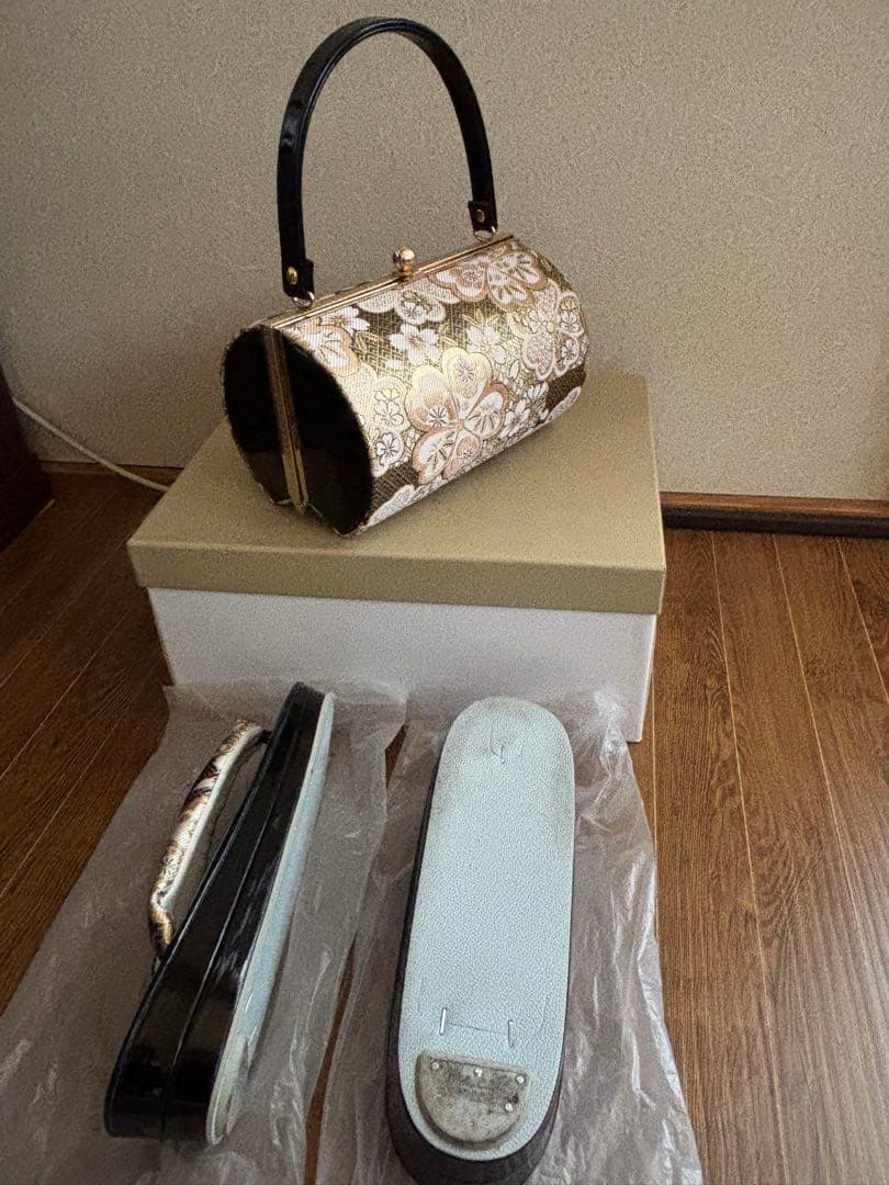 赤色　振袖フルセット　25品目