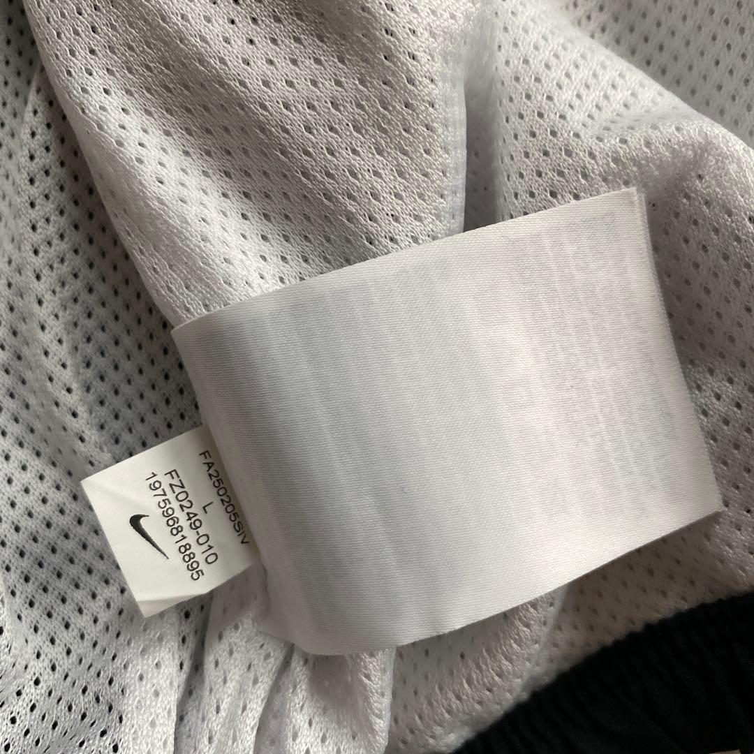 @NIKE ウーブン　上下セットアップ　L 黒　白