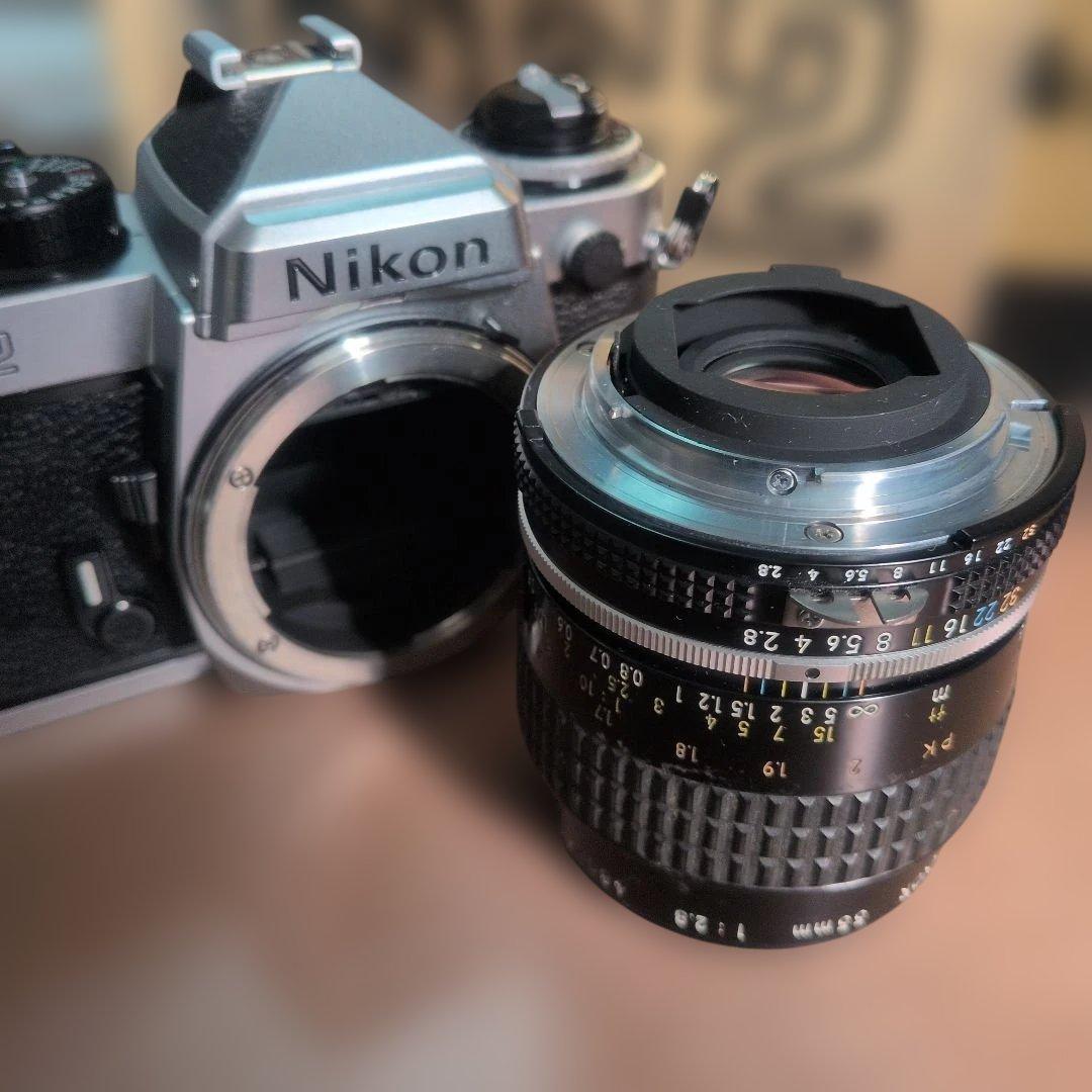 Nikon FE2 ＋ Micro-Nikkor F2.8 50mmレンズ