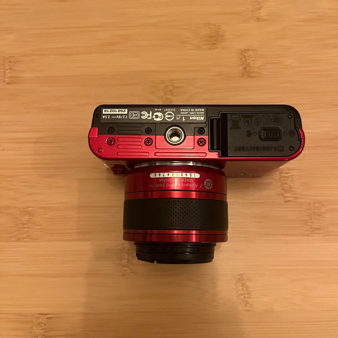 Nikon 1 J1 レッド コンパクトデジタルカメラ
