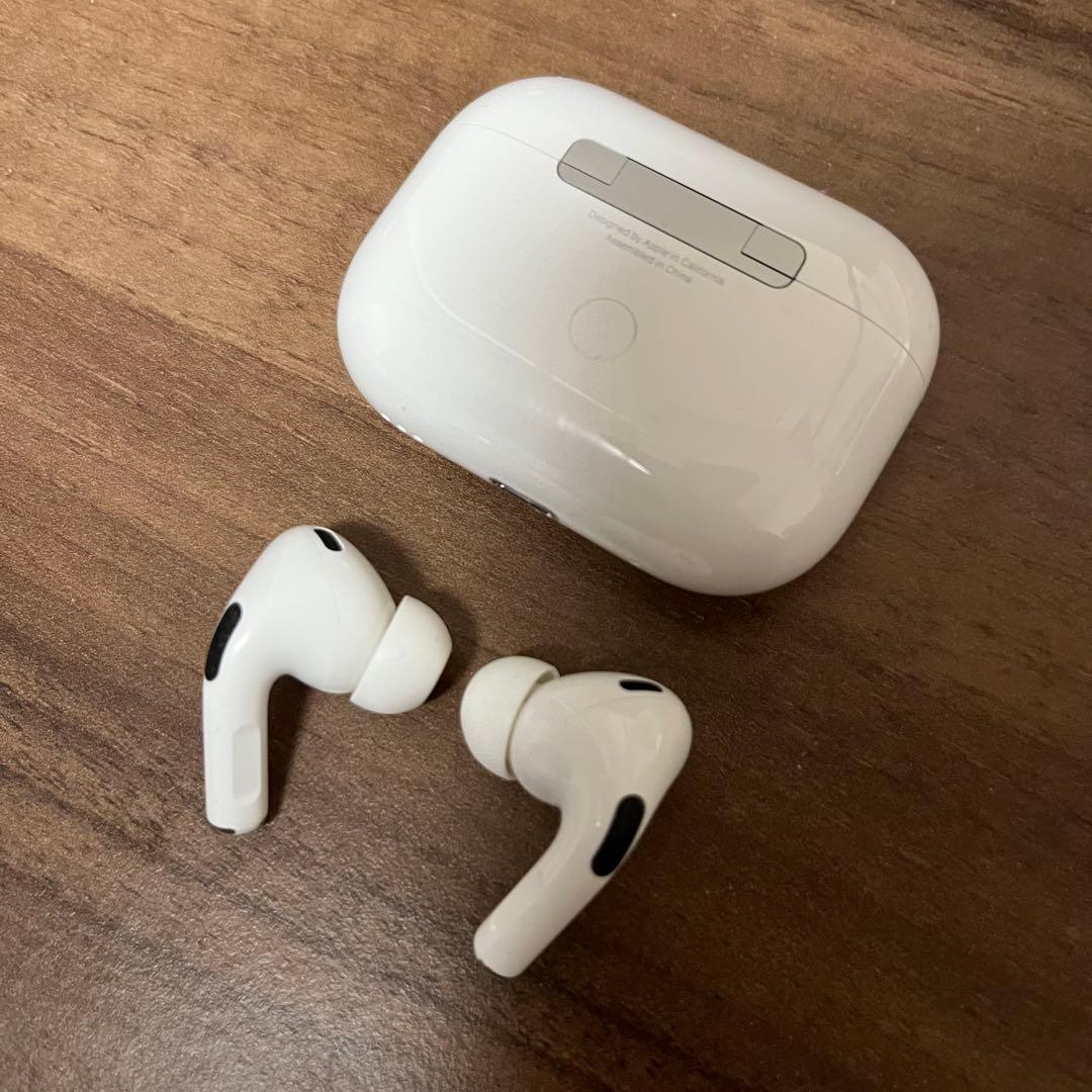 AirPods Pro（第2世代 Lightning端子モデル）