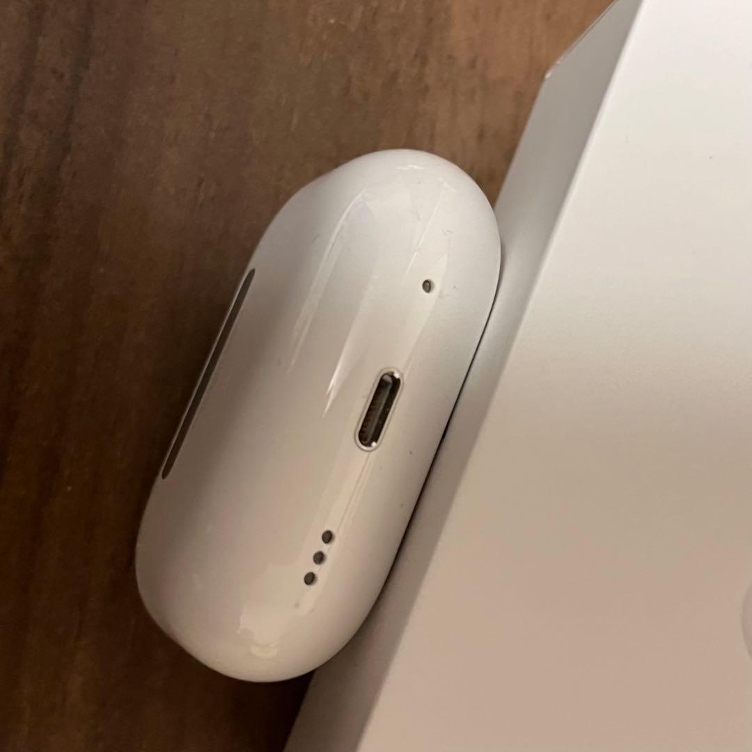 AirPods Pro（第2世代 Lightning端子モデル）