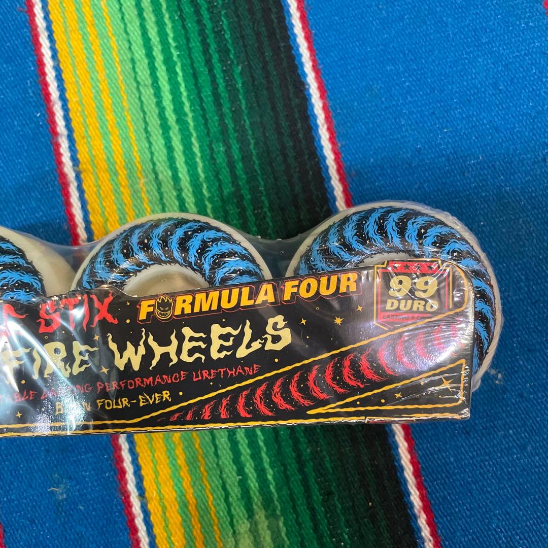 スピットファイアSpitfire Formula Four 99A 56mm