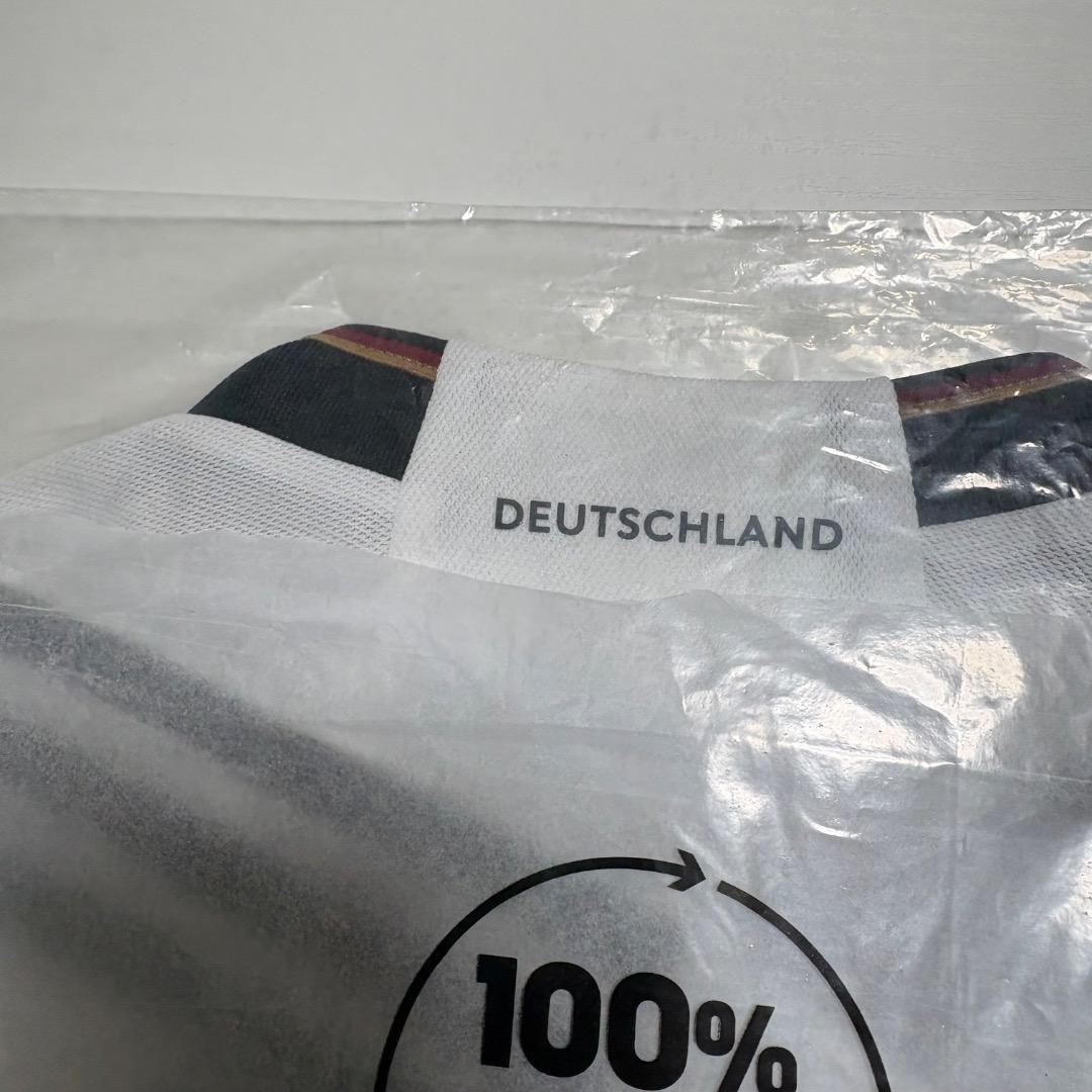 新品未開封　正規品　adidas　2022年　ドイツ代表　ユニフォーム