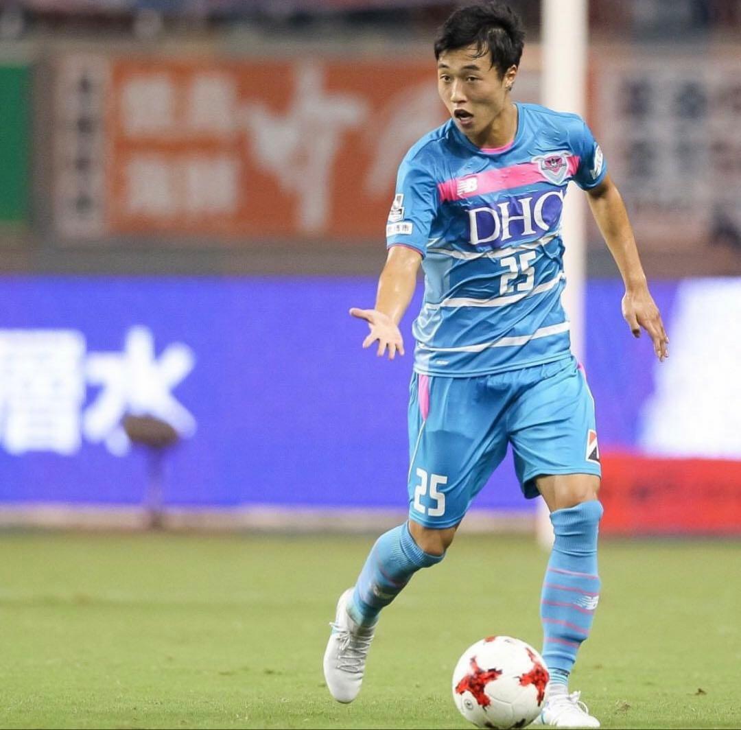 サガン鳥栖　安 庸佑（アンヨンウ）選手直筆サイン入りユニフォーム　選手着用品