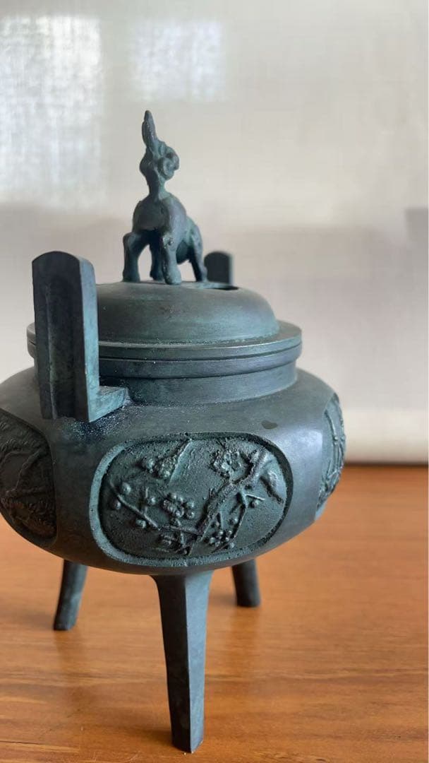 中古 銅製品　六面彫刻獅子の蓋の香炉