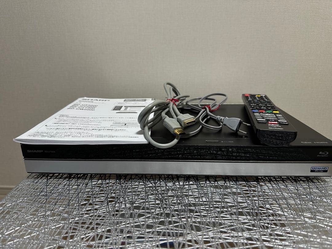 ULTRA HD 3TB シャープ　ブルーレイレコーダー　BD-UT3200