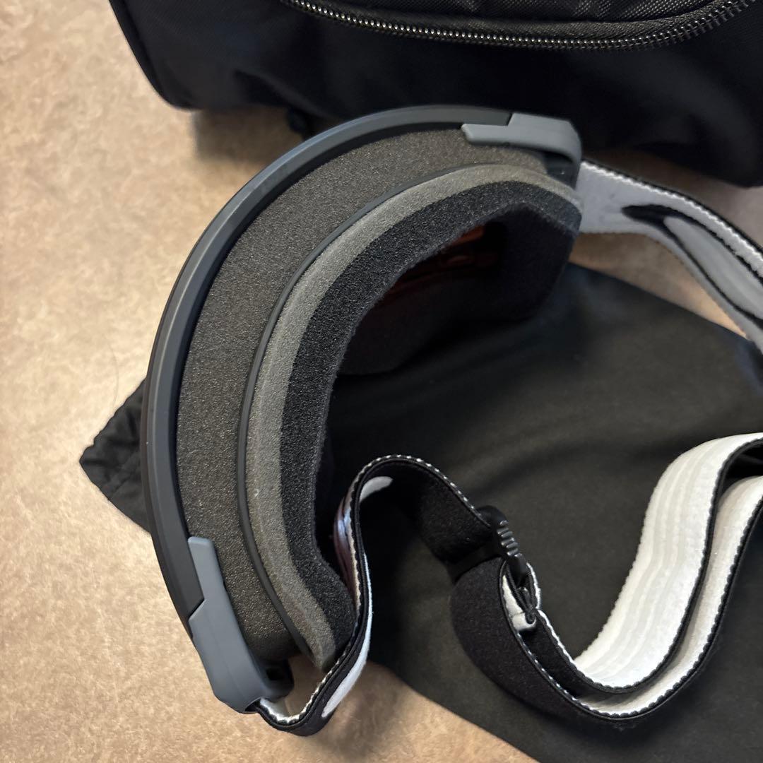 Oakley Flight Trackerゴーグル 収納ケース付き