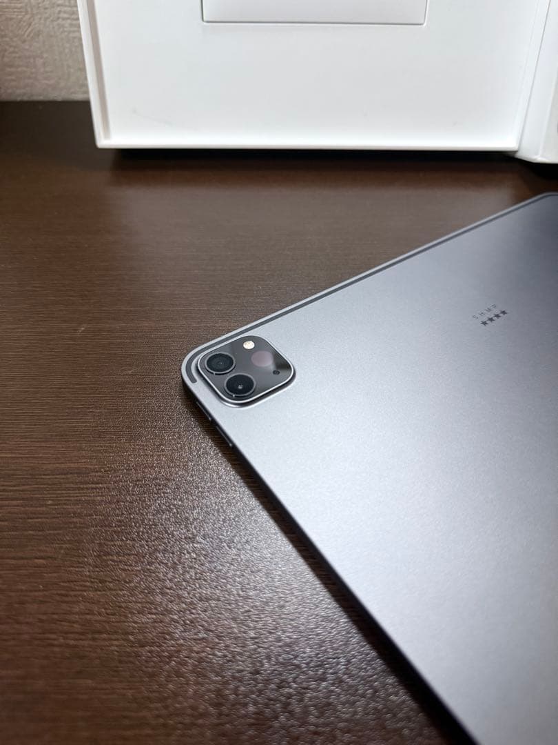 iPad Pro 12.9インチ 第5世代　スペースグレー 本体