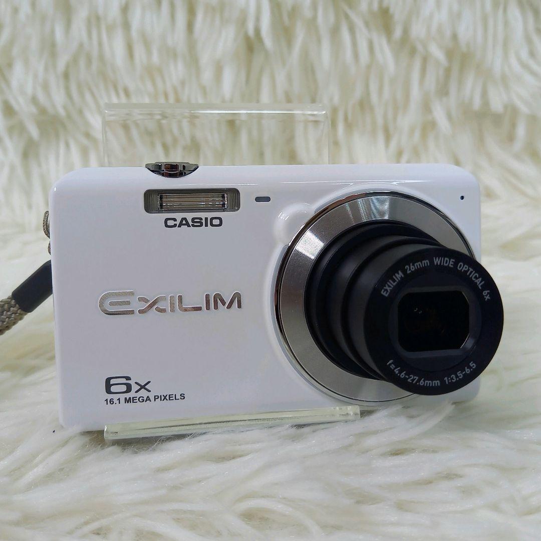 【美品・動作品】CASIO EXILIM EX-Z900 ホワイト 白 デジカメ