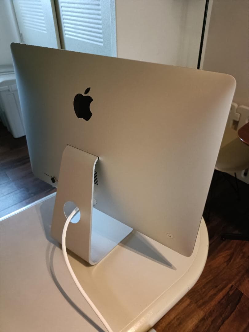 iMac(Retina 4K, 21.5-inch, 2017)メモリ8GB