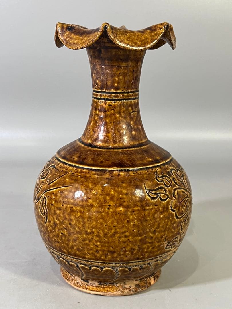 DT732 中国 飴釉 瓶