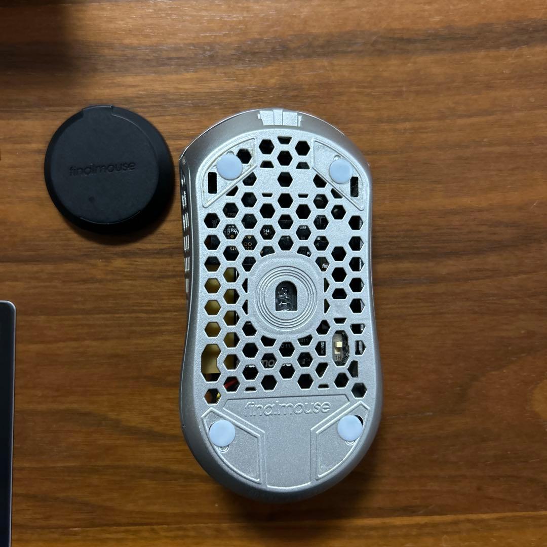 finalmouse tenzモデルsサイズ