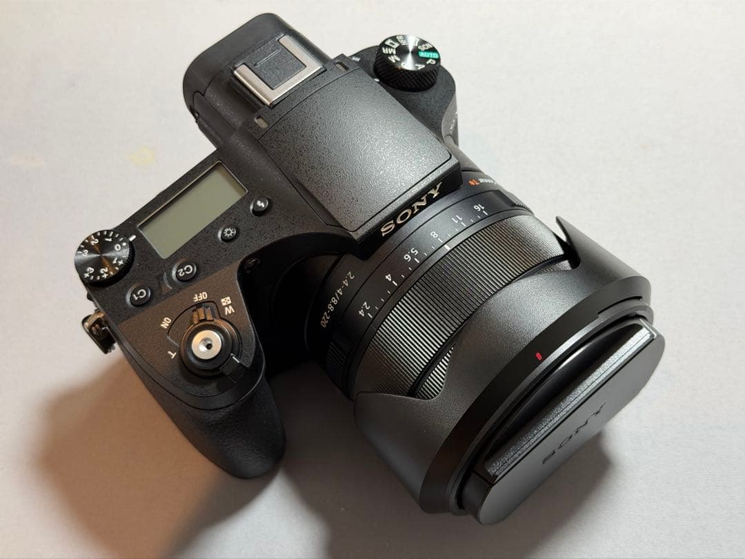 ソニーデジタルスチルカメラ　DSC-RX10M4