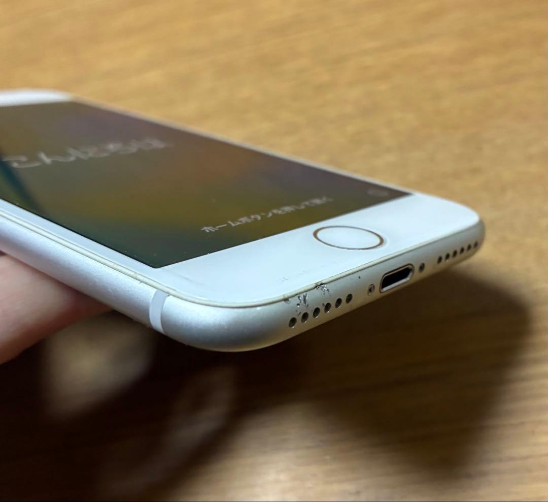 iPhone8 64GB シルバー