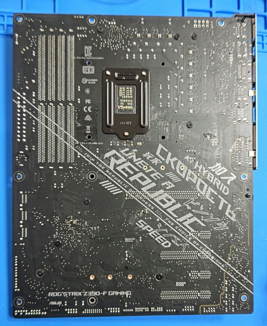 マザーボード STRIX Z390-F GAMING