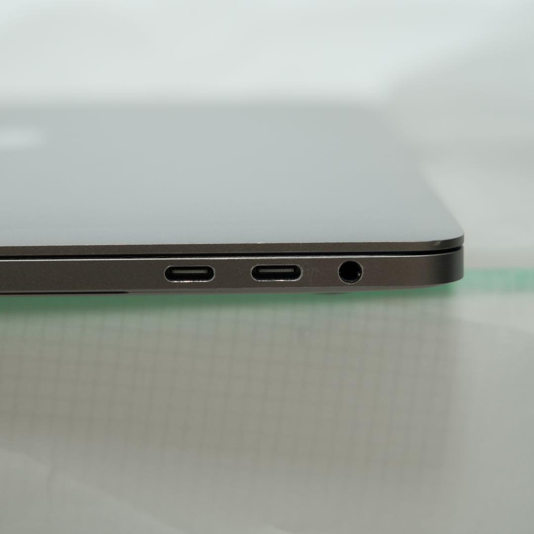 macbookpro 2018 13インチ メモリ 16GB 512GB