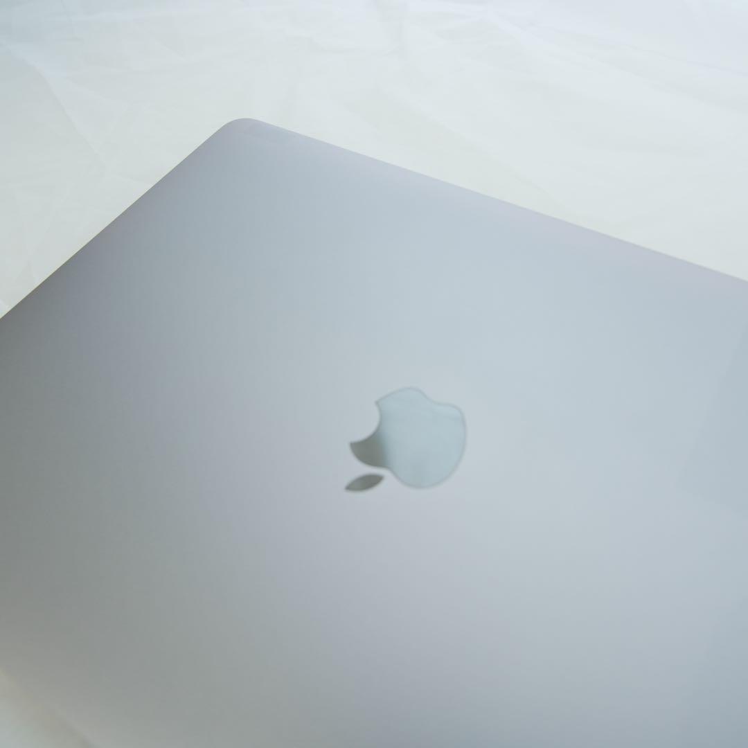 macbookpro 2018 13インチ メモリ 16GB 512GB