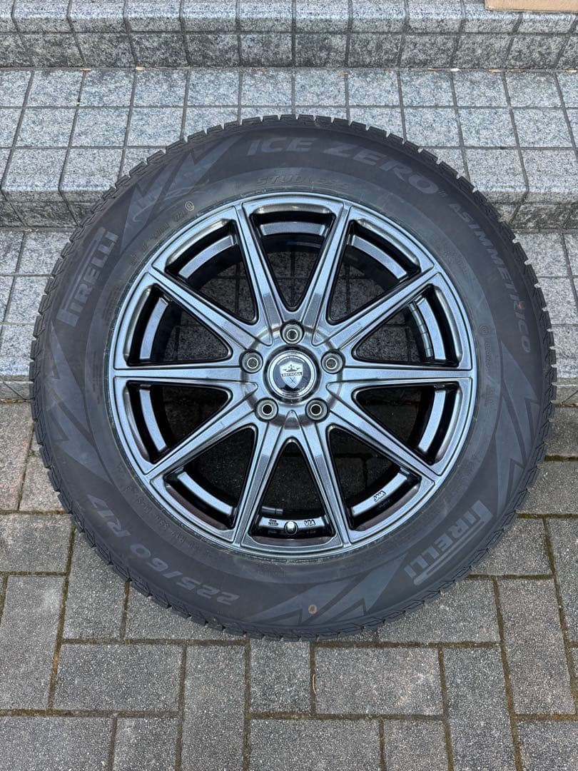 フォレスターSK5 スタッドレスタイヤホイールセット 225/60R17