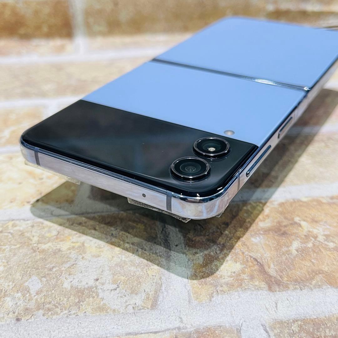 SIMフリー Galaxy Z Flip4 256GB ライトブルー 電池良好