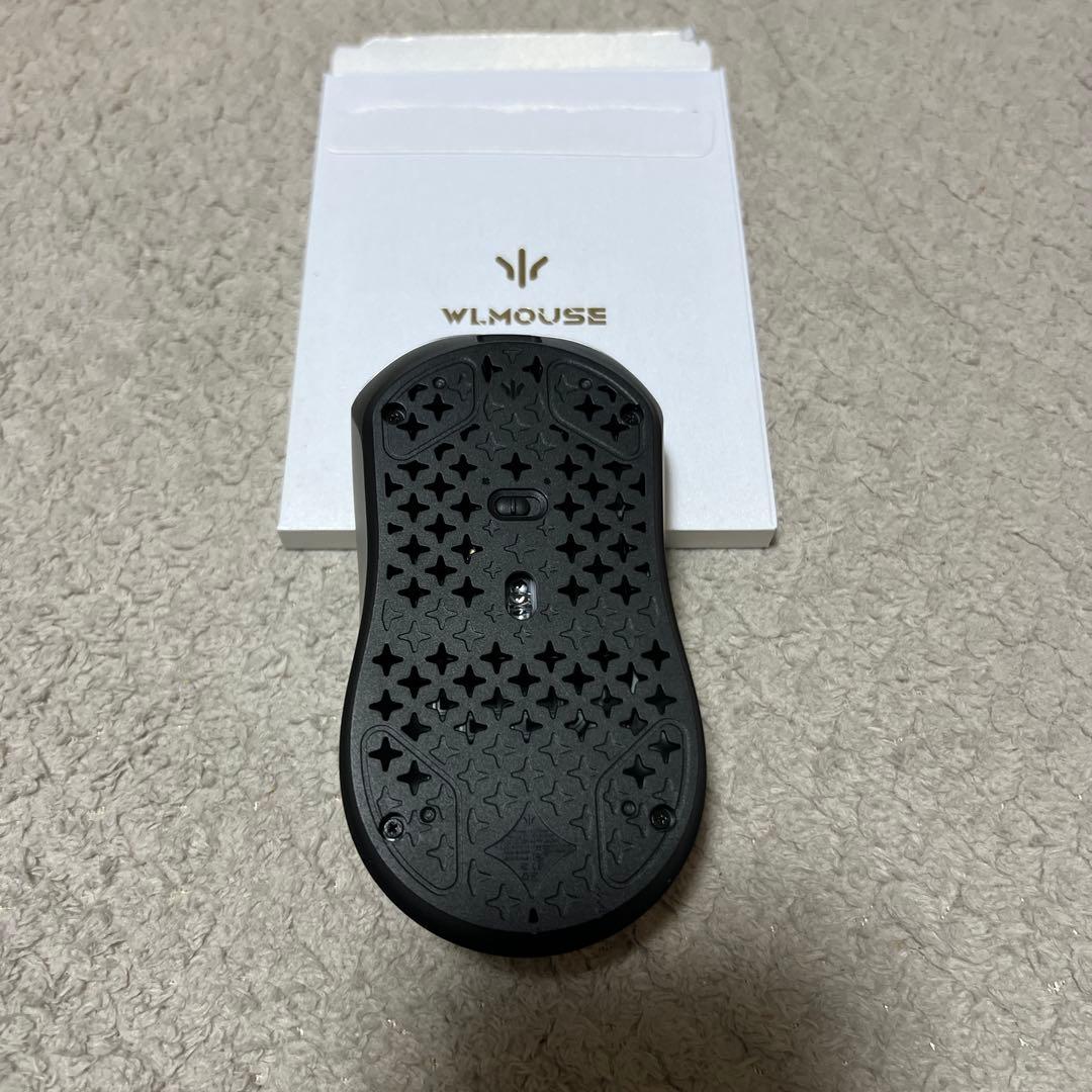 wlmous HUAN シルバー