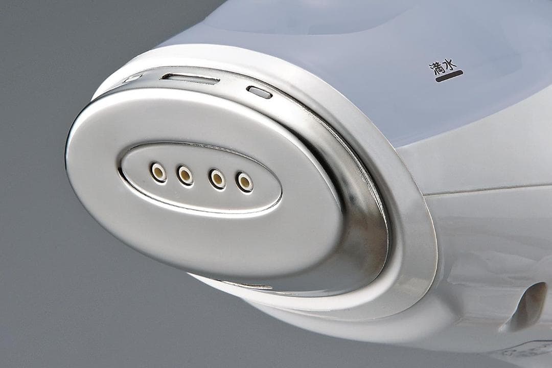 便利で使いやすいハンディーイオンスチーマー MICRON MASTER