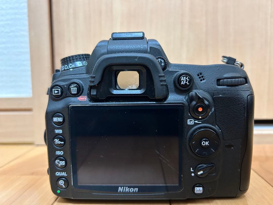 (撮影回数11万回以上のためジャンク扱い 即買い✖️)Nikon D7000本体