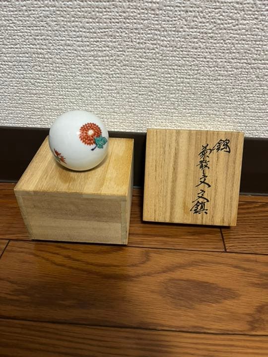 酒井田柿右衛門　文鎮