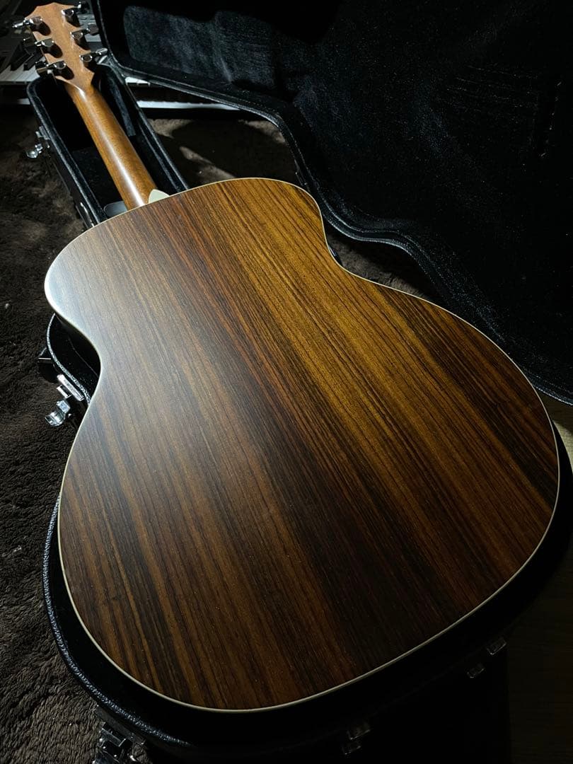 Taylor 214　ハードケース付き