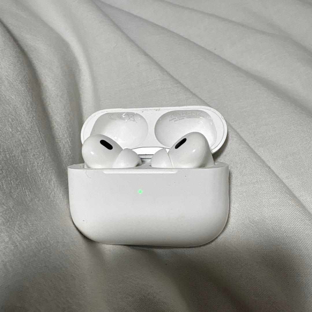 AirPods Pro 第二世代　本体 箱無し