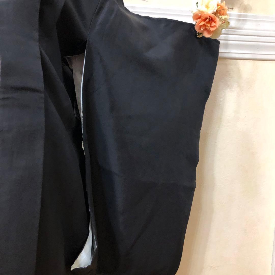 七五三着物五歳‼️完全フルセット‼️黒紋付格上アンサンブル‼️縞人気袴⭐︎日本男子逸品