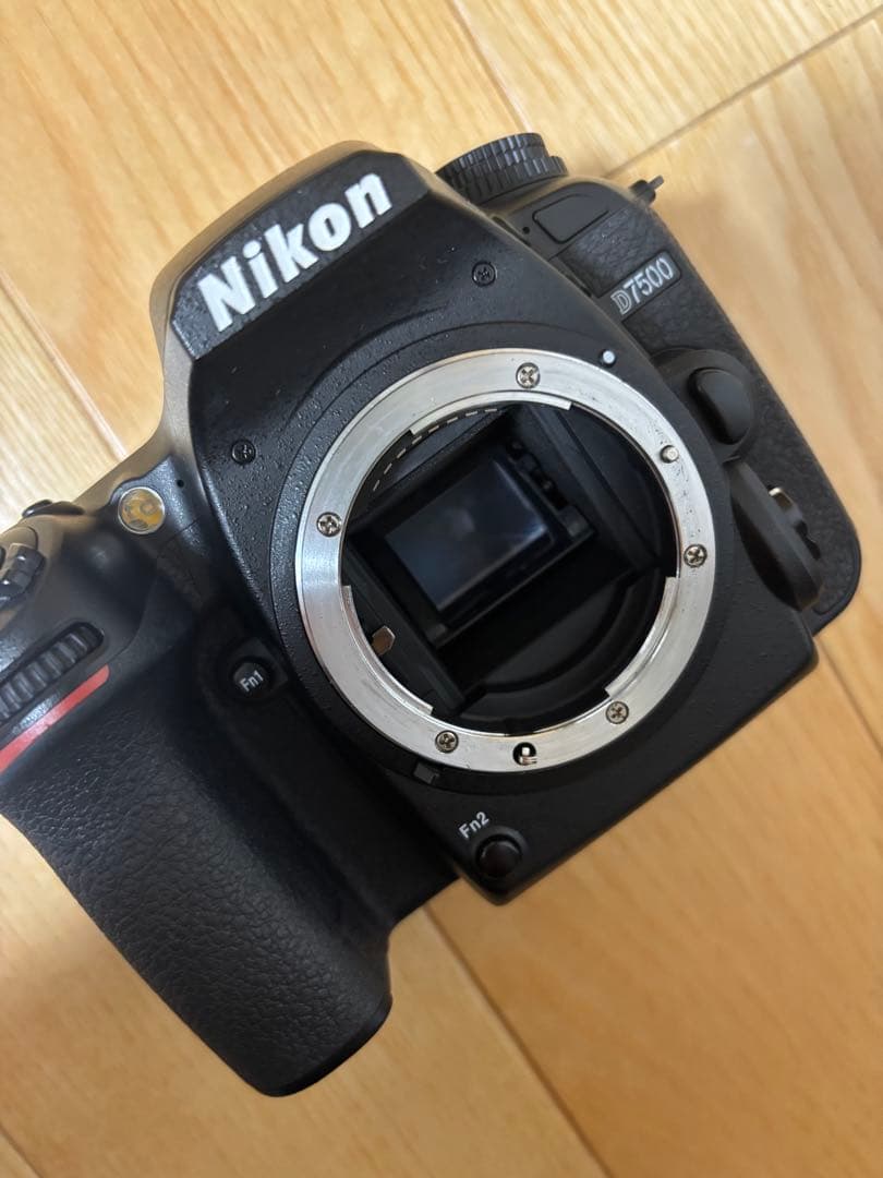 Nikon D7500 ボディ