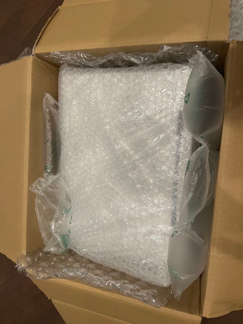 13.6インチ MacBookAir M2 16GB 256GB