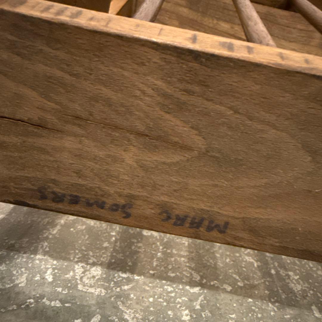 みずほヴィンテージ　木製サイドテーブル　マガジンラック付き