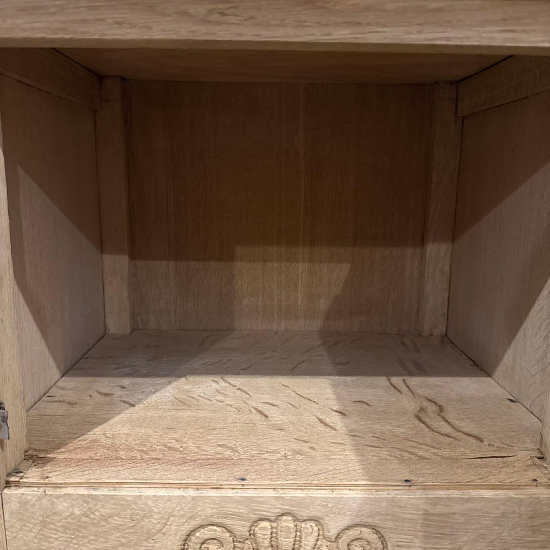 ビンテージ　木製サイドテーブル　猫脚　剥離　ベッドサイドテーブル