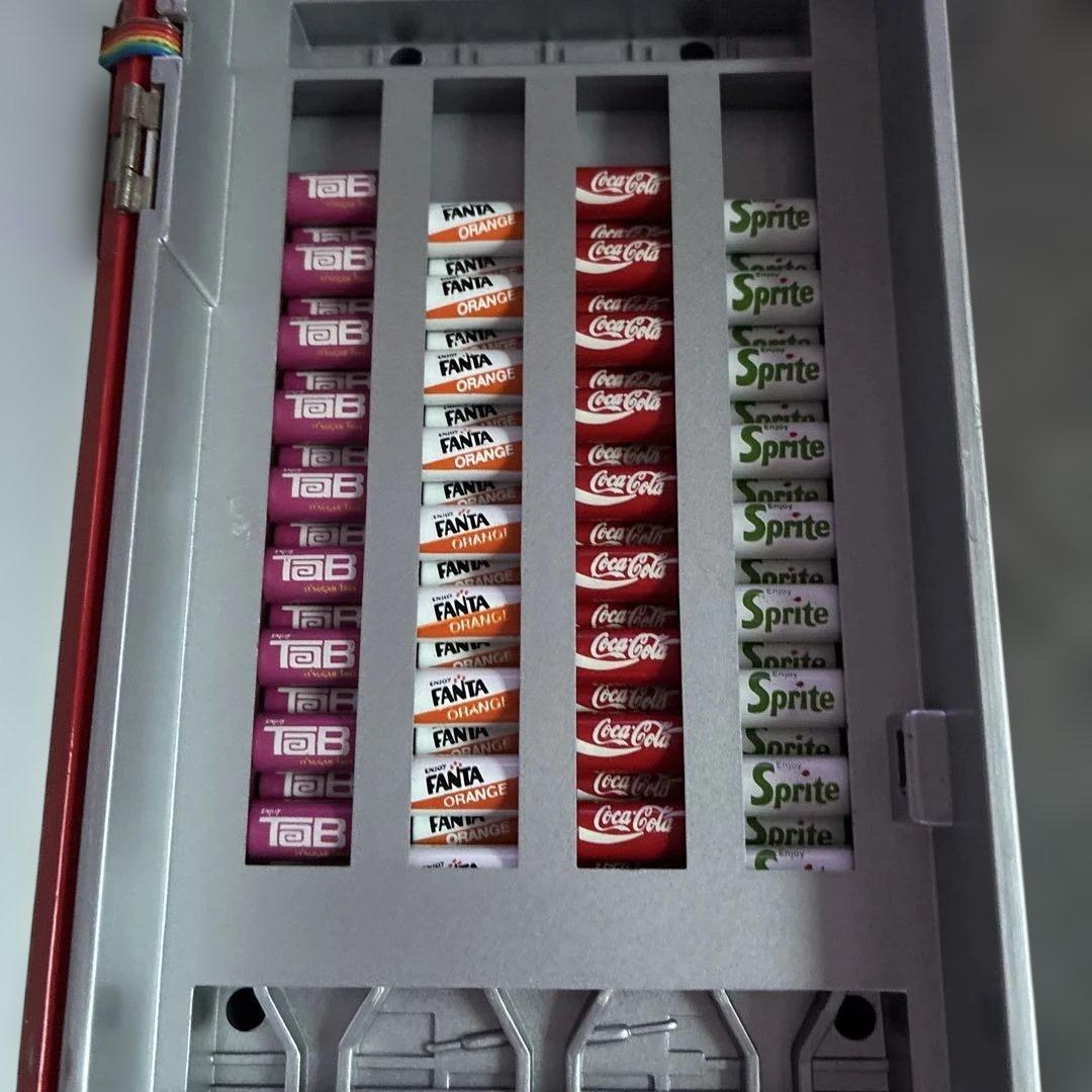 コカコーラ　自動販売機型ミュージック貯金箱