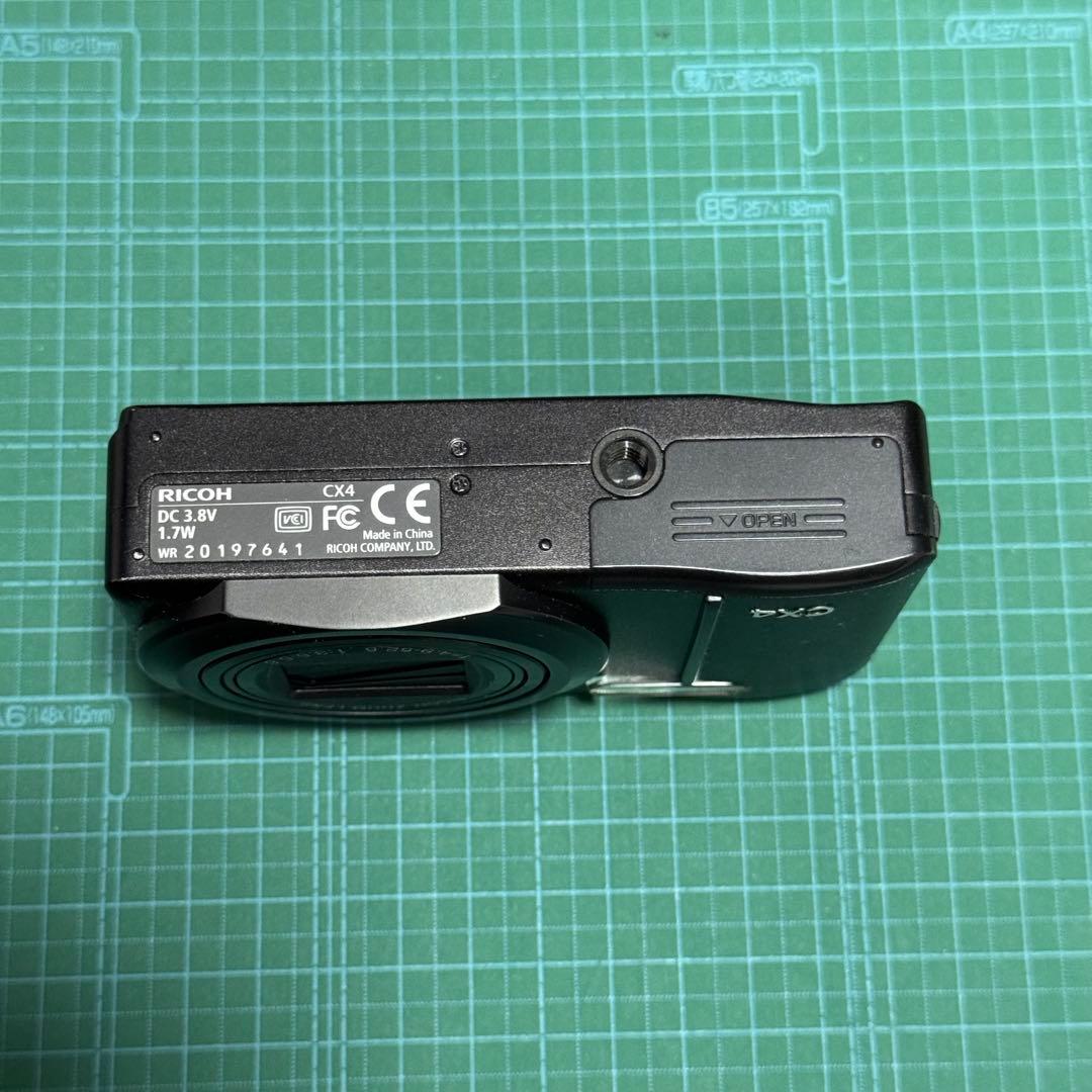 RICOH CX-4 ブラック