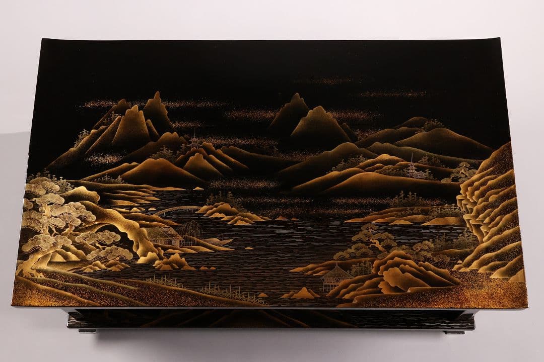 【MA771】蒔絵師 久世宗春 研出山水蒔絵 上手 冠卓 二段卓 共箱 木製