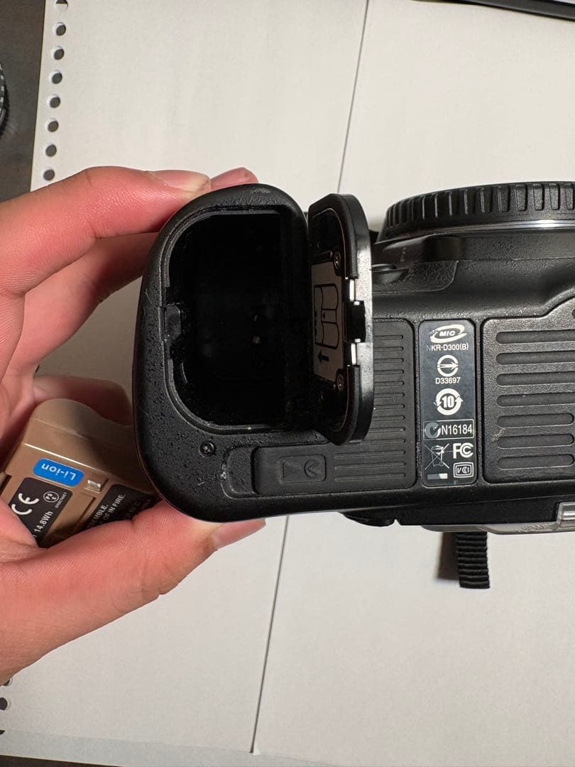 Nikon D300 デジタル一眼レフカメラ　レンズセット　動作品