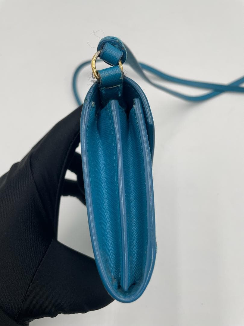PRADA プラダ サフィアーノショルダーウォレット ティールカラー