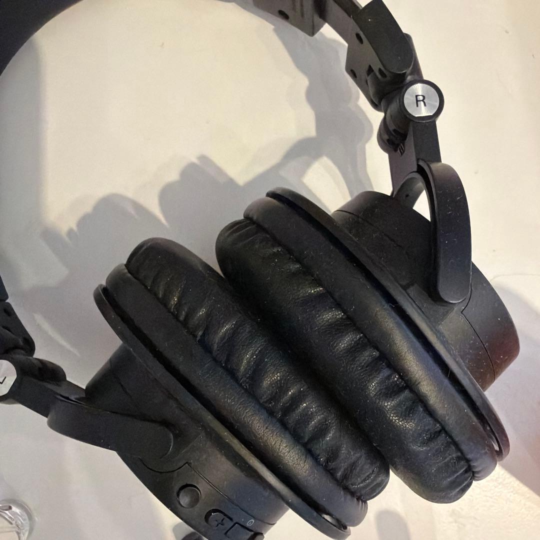 保証期間内オーディオテクニカ ヘッドホン ATH-M50xBT2